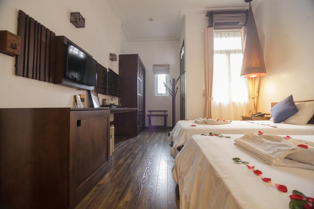 Cinnamon Cathedral Hotel Ханой Екстериор снимка